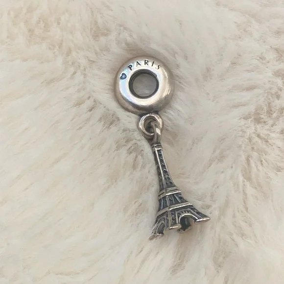 Eiffel Tower Pandora Charm - Picture 3 of 4